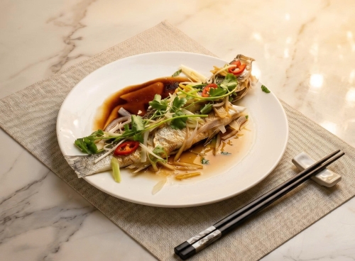 Steamed fish with soy sauce